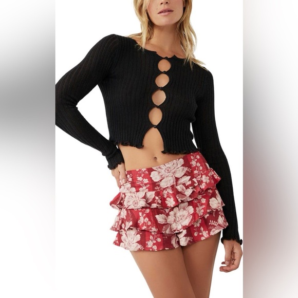 FREE PEOPLE ~ Days Gone By Tiered Shorts Medium - Picture 1 of 11